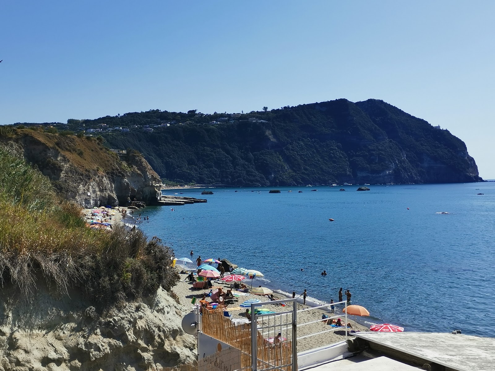 Zdjęcie Spiaggia Cava Dell'Isola i osada