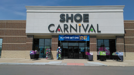 Shoe Carnival, 354 S Randall Rd, South Elgin, IL 60177, USA, 
