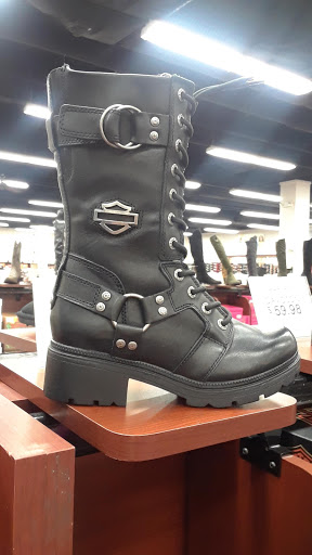 Shopping Mall «Emerald Square», reviews and photos, 999 S Washington St, North Attleborough, MA 02760, USA