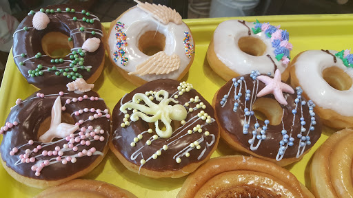 Donut Shop «Donuts Plus», reviews and photos, 1049 N Preston Rd # 30, Prosper, TX 75078, USA