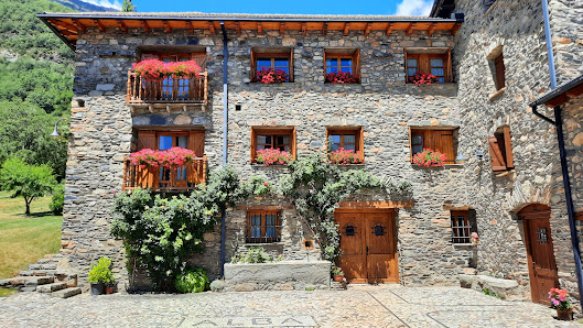 PirineoNorth Calle Rosales n °, 6, 22468 Sahún, Huesca, España