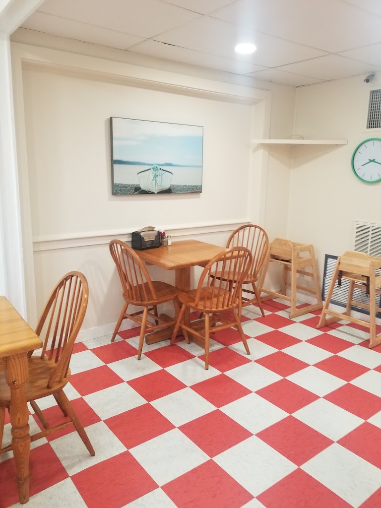 Castaway Cafe 02649