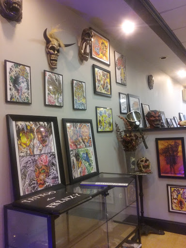 Tattoo Shop «Tattoo Frenzy Inc», reviews and photos, 127 Merrick Rd, Amityville, NY 11701, USA
