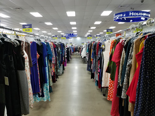 Non-Profit Organization «Goodwill Retail Store and Donation Center», reviews and photos