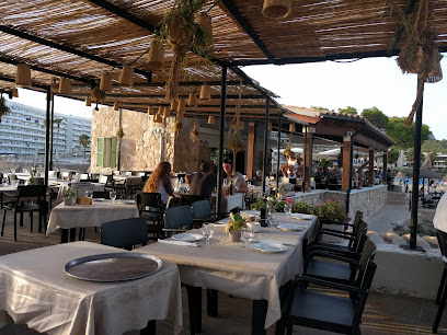 Restaurant Illeta - Playa de Camp de Mar, s/n, 07160 Camp de Mar, Balearic Islands, Spain