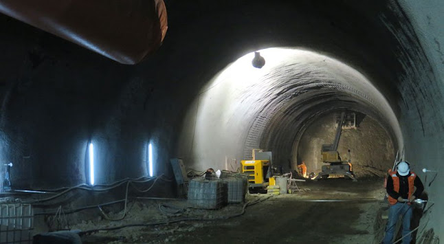 Tunel Liner - Tunnel Liner - Acco Ltda.