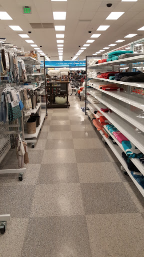 Clothing Store «Ross Dress for Less», reviews and photos, 4027 Commonwealth Ave, Eau Claire, WI 54701, USA