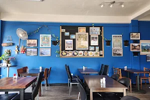 Luniva MoMo Cafe Restaurant image