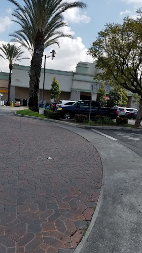 Shipping and Mailing Service «The UPS Store», reviews and photos, 5924 Pacific Blvd, Huntington Park, CA 90255, USA