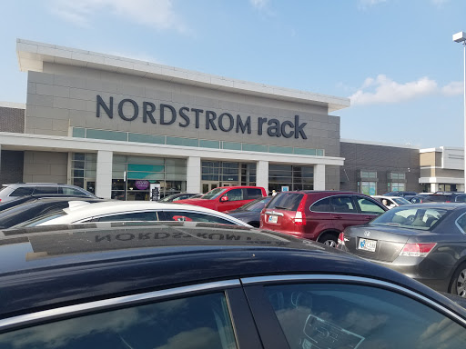 Department Store «Nordstrom Rack Rivers Edge Shopping Center», reviews and photos, 4036 E 82nd St, Indianapolis, IN 46250, USA