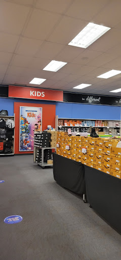 Shoe Store «Shoe Carnival», reviews and photos, 3540 McKinley Pkwy, Blasdell, NY 14219, USA