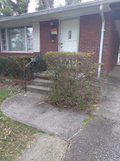 Shopping Mall «Stewart Lakewood Shopping Center», reviews and photos, 1959 Metropolitan Pkwy SW, Atlanta, GA 30315, USA