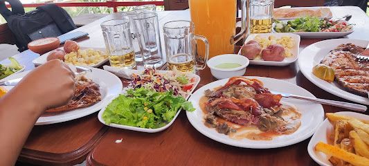 Del Río Resto Bar - zona del parque Bolívar, Gregorio Mendizabal 33, Sucre, Bolivia