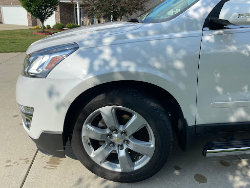 Auto Body Shop «Hunter Auto Co Inc», reviews and photos, 451 E Stop 18 Rd, Greenwood, IN 46143, USA