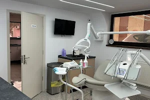 Dental House Clinique image