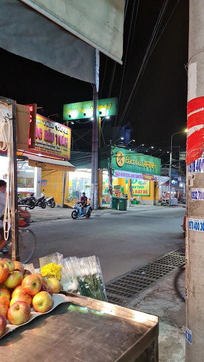 Chợ Tạm xã Phước Tân