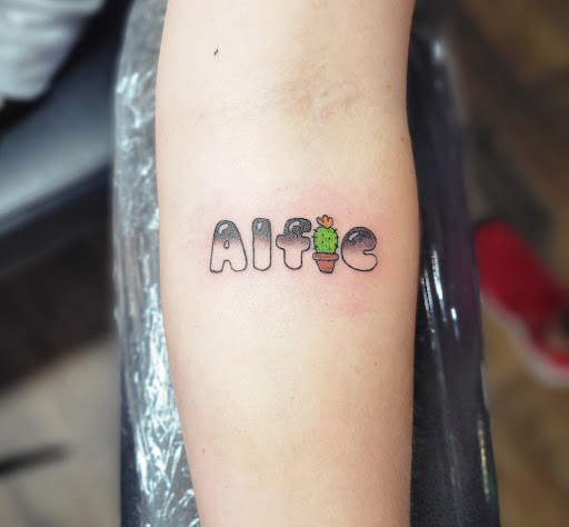 Explore knot tattoo ideas, creative tattoo ideas in Seneca, available at New Addiction Tattoo Studio Seneca Sc