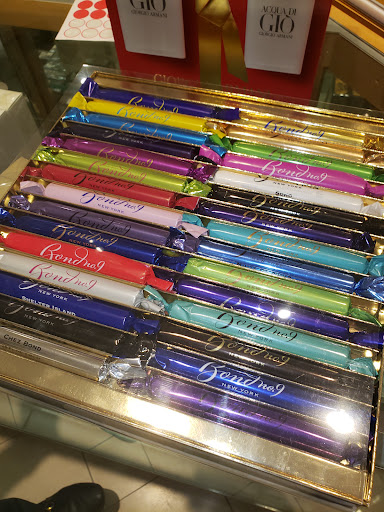 Department Store «Saks Fifth Avenue», reviews and photos, 2 Bala Plaza, Bala Cynwyd, PA 19004, USA