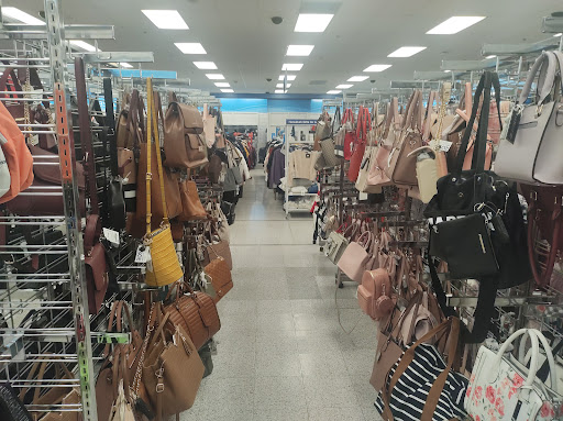 Clothing Store «Ross Dress for Less», reviews and photos, 201 E Main St, Alhambra, CA 91801, USA