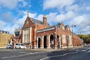 Windsor & Eton Riverside Station Queens Car Park image