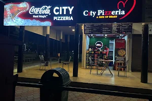 City pizzeria image