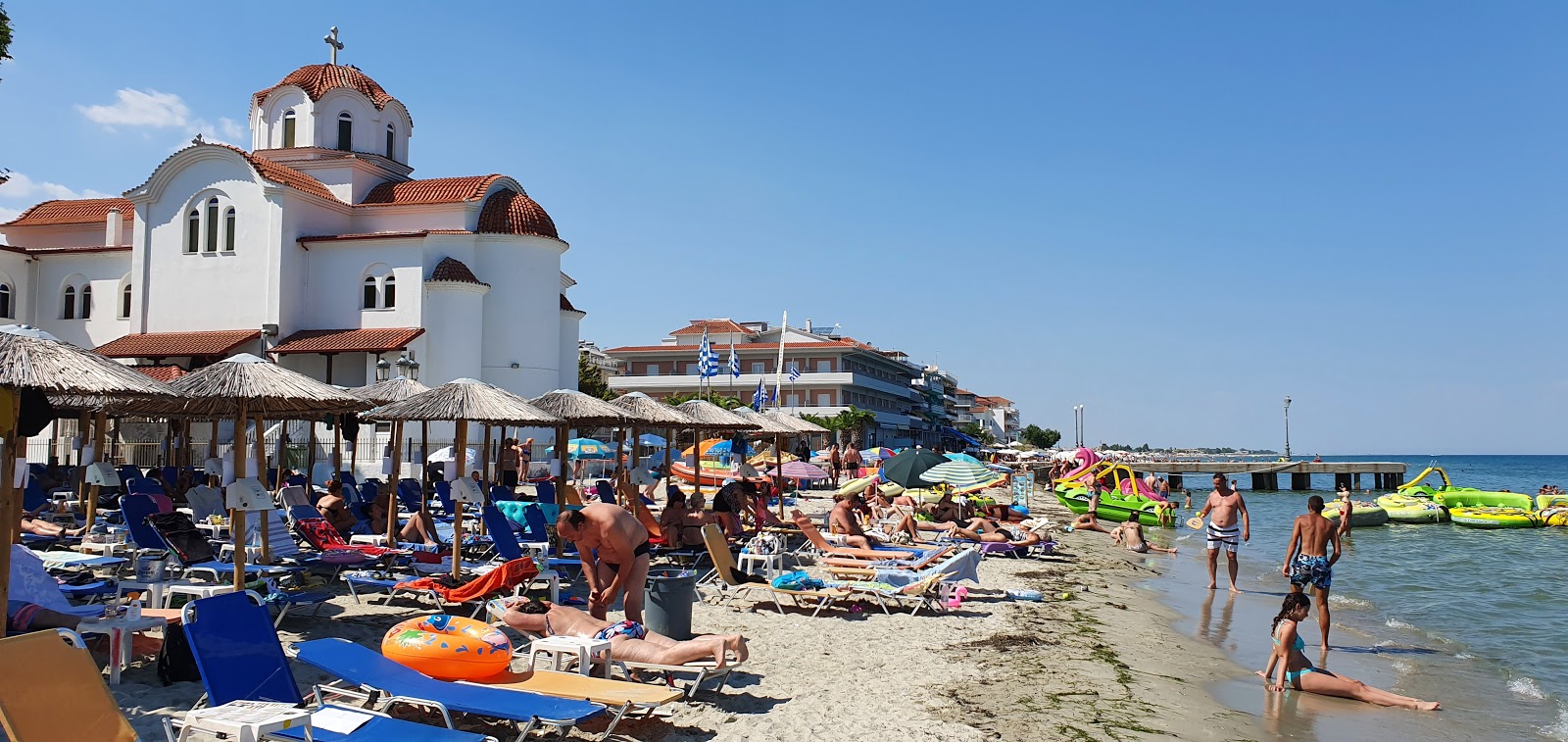 Nepheli beach'in fotoğrafı ve yerleşim
