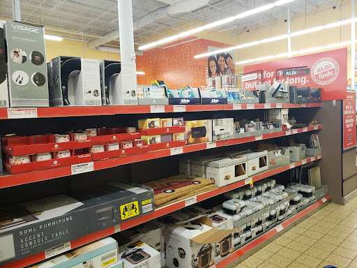 Supermarket «ALDI», reviews and photos, 5524 W Colonial Dr b, Orlando, FL 32808, USA