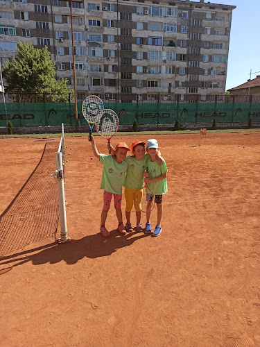 Отзиви за Тенис клуб Габрово в Габрово - Спортен комплекс