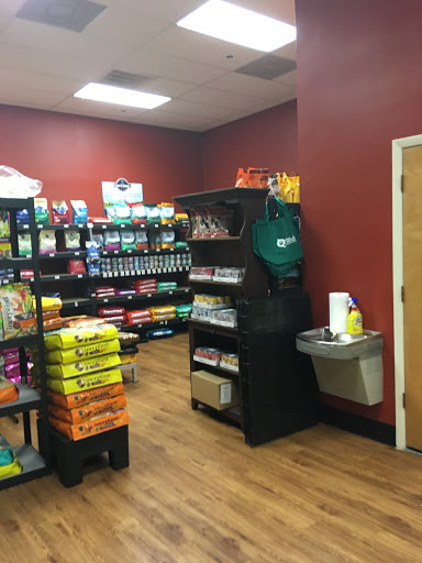Pet Supply Store «Munchies Natural Pet Foods», reviews and photos, 2896 W Bay Dr, Belleair Bluffs, FL 33770, USA