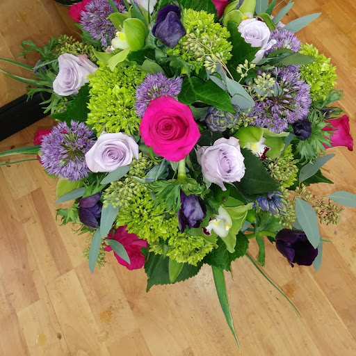 Florist «Alborada Florist», reviews and photos, 17 Huguenot St, New Rochelle, NY 10801, USA