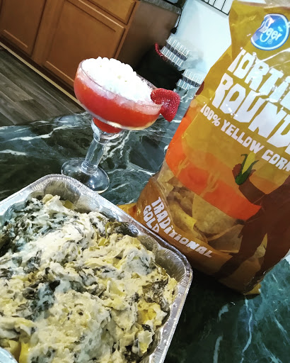 Grocery Store «Oakridge Supermarket», reviews and photos, 31240 Groesbeck Hwy, Fraser, MI 48026, USA