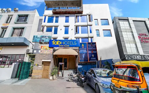 FabHotel White Klove - Hotel in Paharganj, New Delhi image