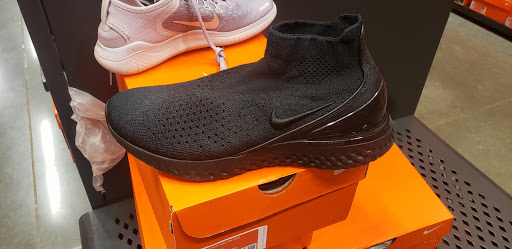 Clothing Store «Nike Factory Store», reviews and photos, 2350 Grand Cypress Dr #350, Wesley Chapel, FL 33544, USA