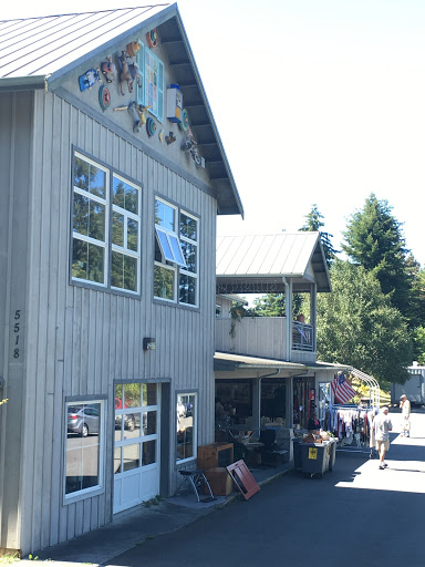 Thrift Store «Senior Thrift - Benefitting Island Senior Resources», reviews and photos, 5518 Woodard Ave, Freeland, WA 98249, USA
