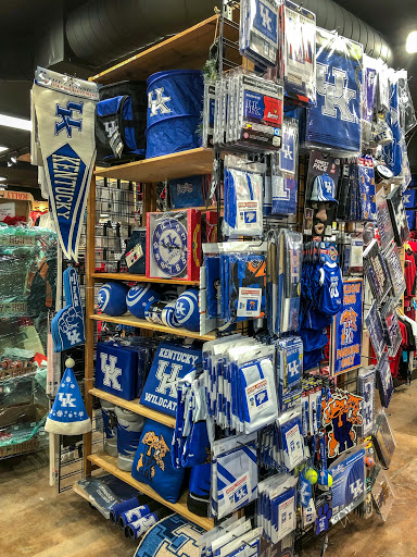 Sportswear Store «Rally House Rookwood», reviews and photos, 2705 Edmondson Rd, Cincinnati, OH 45209, USA