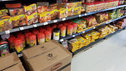 Grocery Store «Halal Import Food Market», reviews and photos, 701 E Pioneer Pkwy, Arlington, TX 76010, USA