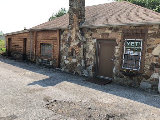 Archery Store «Hunters Den Archery Shop», reviews and photos, 3305 Lewisburg Rd, Russellville, KY 42276, USA