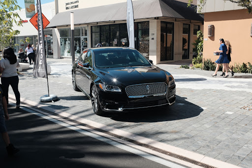 Camera Store «Leica Store Miami», reviews and photos, 372 Miracle Mile, Coral Gables, FL 33134, USA