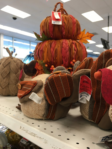 Clothing Store «Ross Dress for Less», reviews and photos, 14251 Farm to Market 2920, Tomball, TX 77377, USA