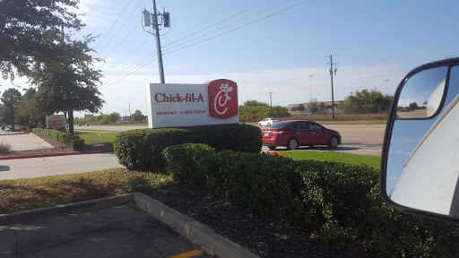 Fast Food Restaurant «Chick-fil-A», reviews and photos, 8016 Denton Hwy, Watauga, TX 76148, USA