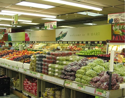 Korean Grocery Store «H-Mart», reviews and photos, 156-40 Northern Blvd, Flushing, NY 11354, USA