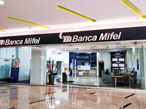 Banca Mifel - Lomas Verdes
