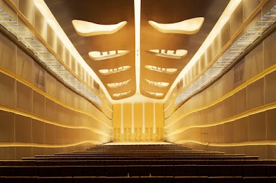 Hakuju Hall