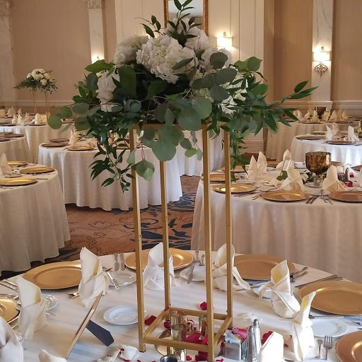 Florist «Old Louisville Flower Studio and Gifts and Events», reviews and photos, 1217 S 4th St, Louisville, KY 40203, USA