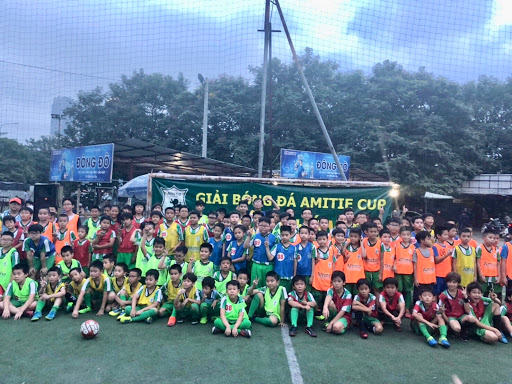 Amitie Sports Club Hanoi | Lớp học bóng đá trẻ em