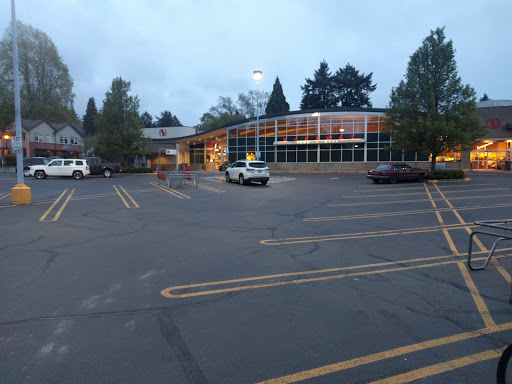 Grocery Store «Safeway», reviews and photos, 401 A Ave, Lake Oswego, OR 97034, USA