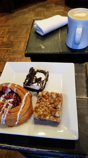 Grocery Store «ShopRite of Mullica Hill», reviews and photos, 143 Bridgeton Pike, Mullica Hill, NJ 08062, USA