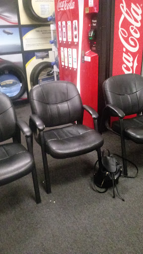 Tire Shop «NEW ENGLAND TIRE Car Care Centers - Northborough», reviews and photos, 367 W Main St, Northborough, MA 01532, USA