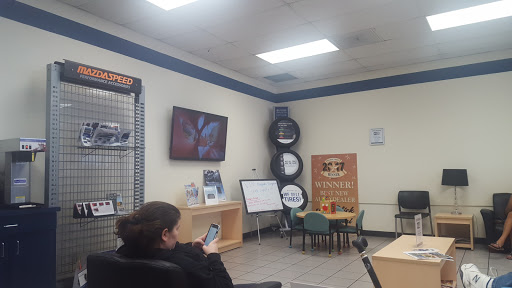 Hyundai Dealer «Jim Click Hyundai Auto Mall Tucson», reviews and photos, 700 W Auto Mall Dr, Tucson, AZ 85705, USA