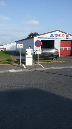 Borne de recharge de véhicules électriques E-charge charging station Agneaux